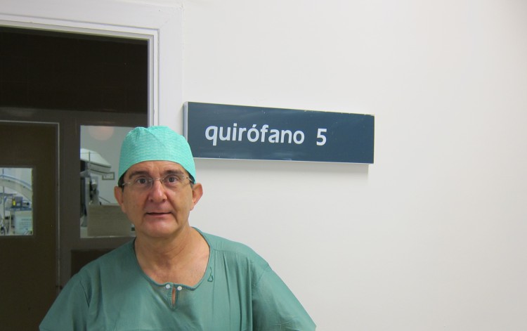 Quirófano urólogo Doctor Jose María del Rosal Samaniego Málaga